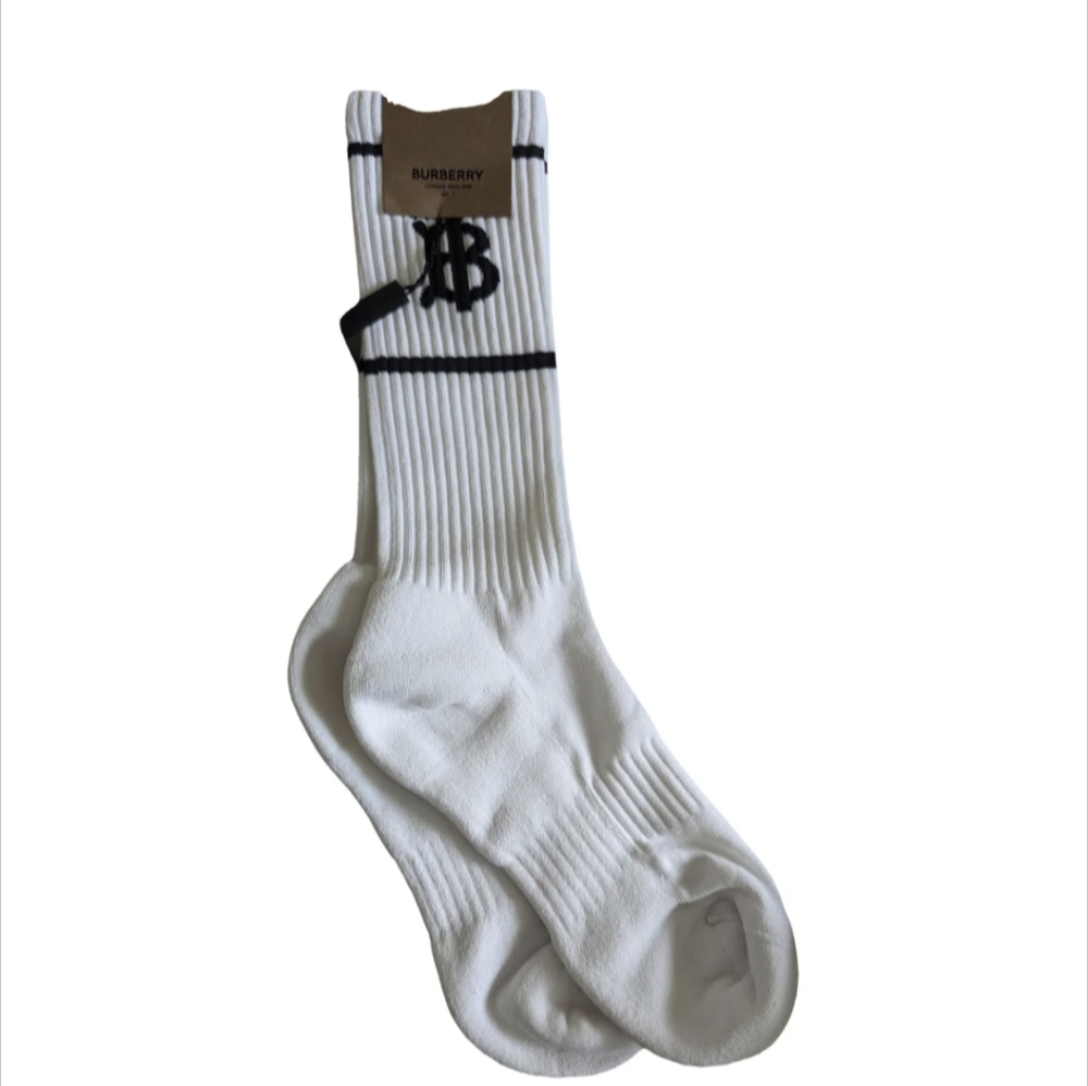 Burberry socks NWT unisex S